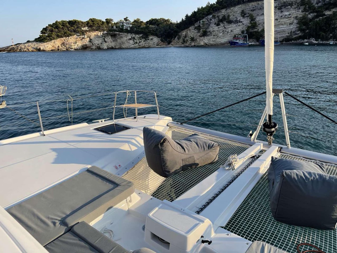 Photo #6 - Lagoon 46 - 4 + 2 cab. (Grand Blue) in Athen - 39211
