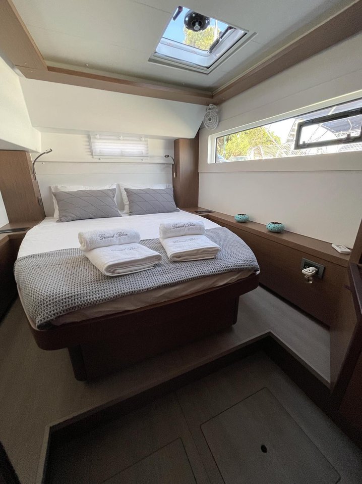 Photo #12 - Lagoon 46 - 4 + 2 cab. (Grand Blue) in Athen - 39211