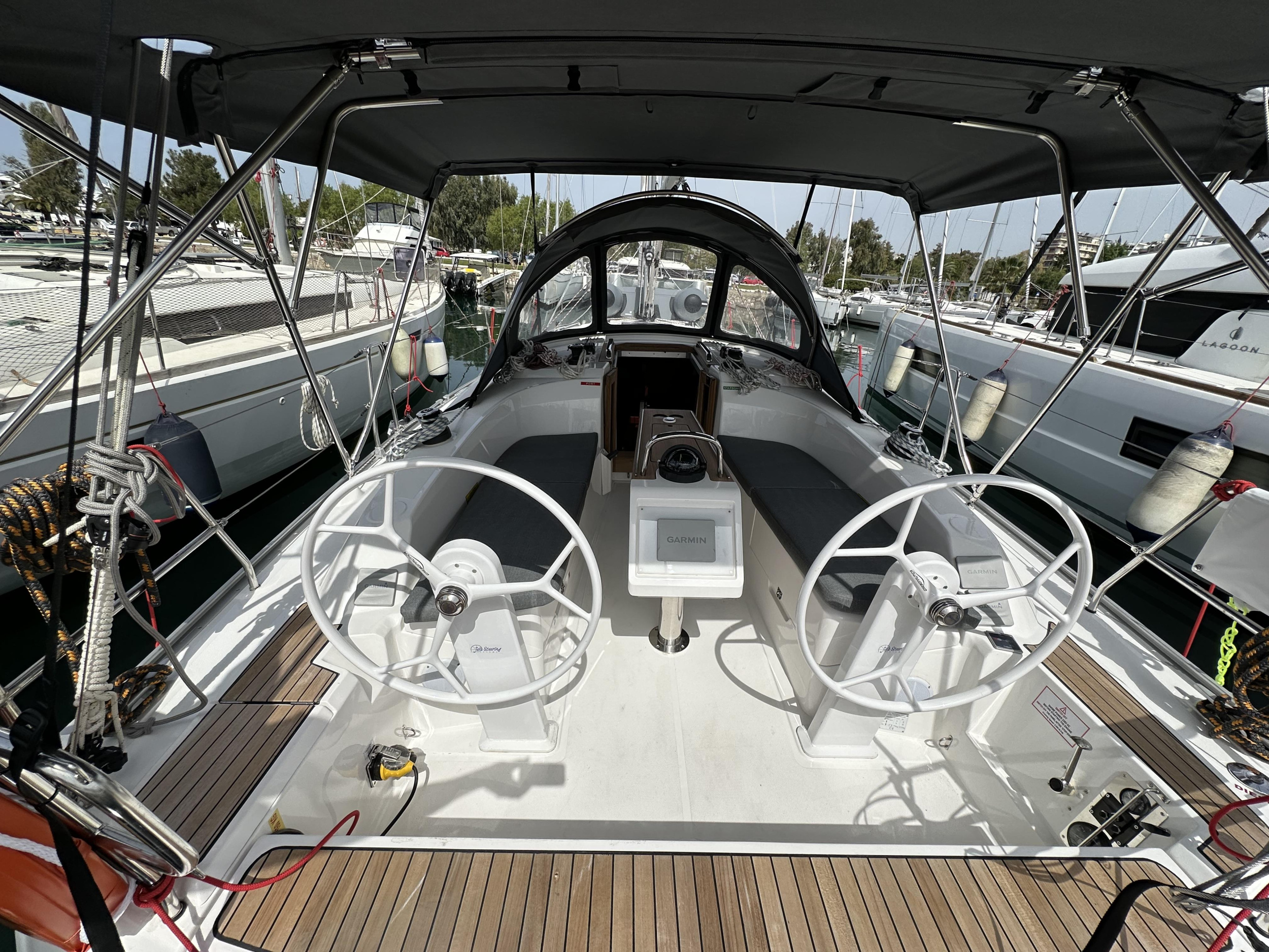 Photo #13 - Bavaria Cruiser 34 - 2 cab. (Eliza) in Atene - 39218