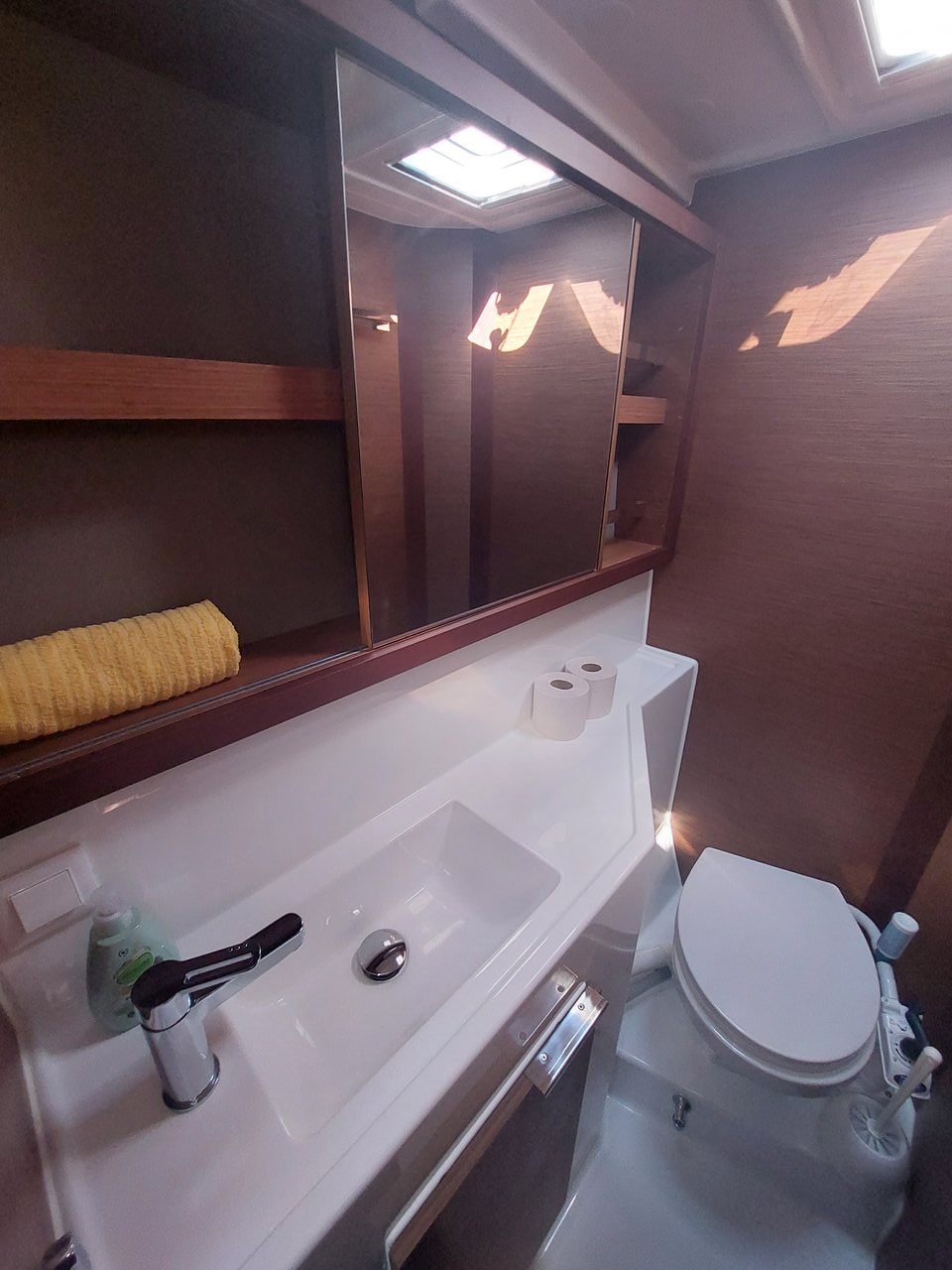 Photo #11 - Lagoon 40 - 4 + 1 cab. (Manu) en Trogir - 39229