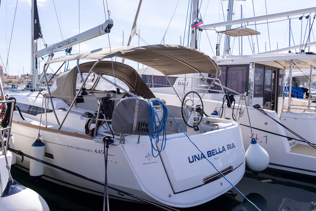 Sun Odyssey 449 (Una Bella Ria)  - 3