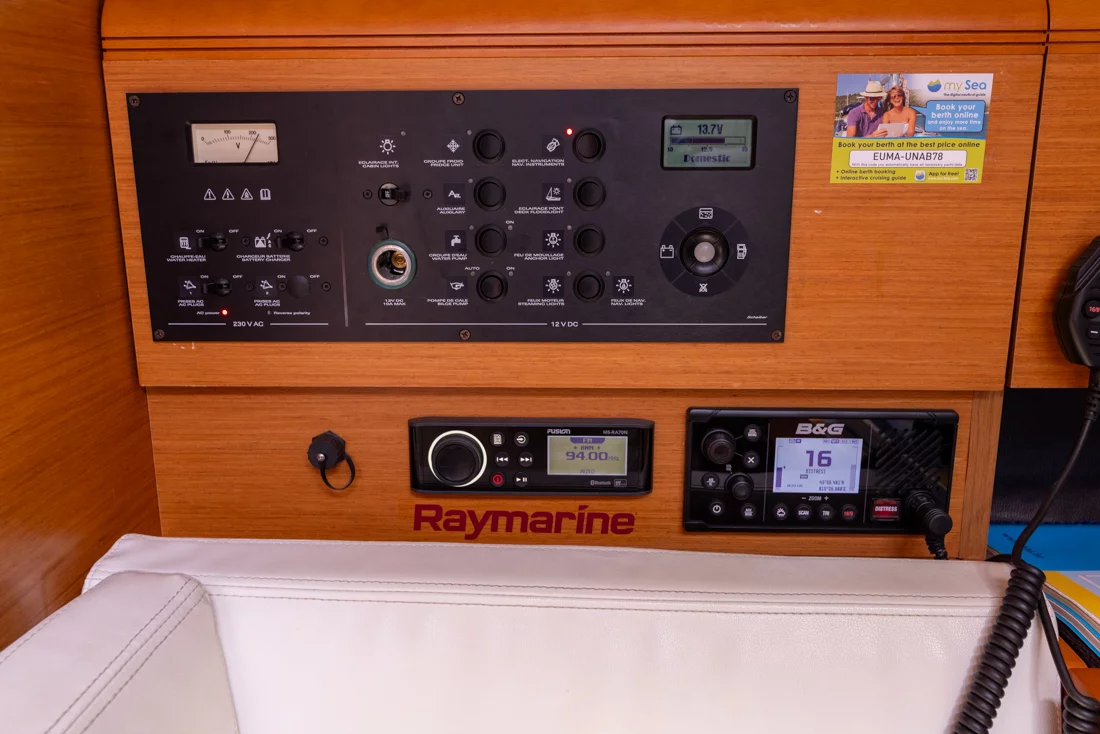 Sun Odyssey 449 (Una Bella Ria)  - 15