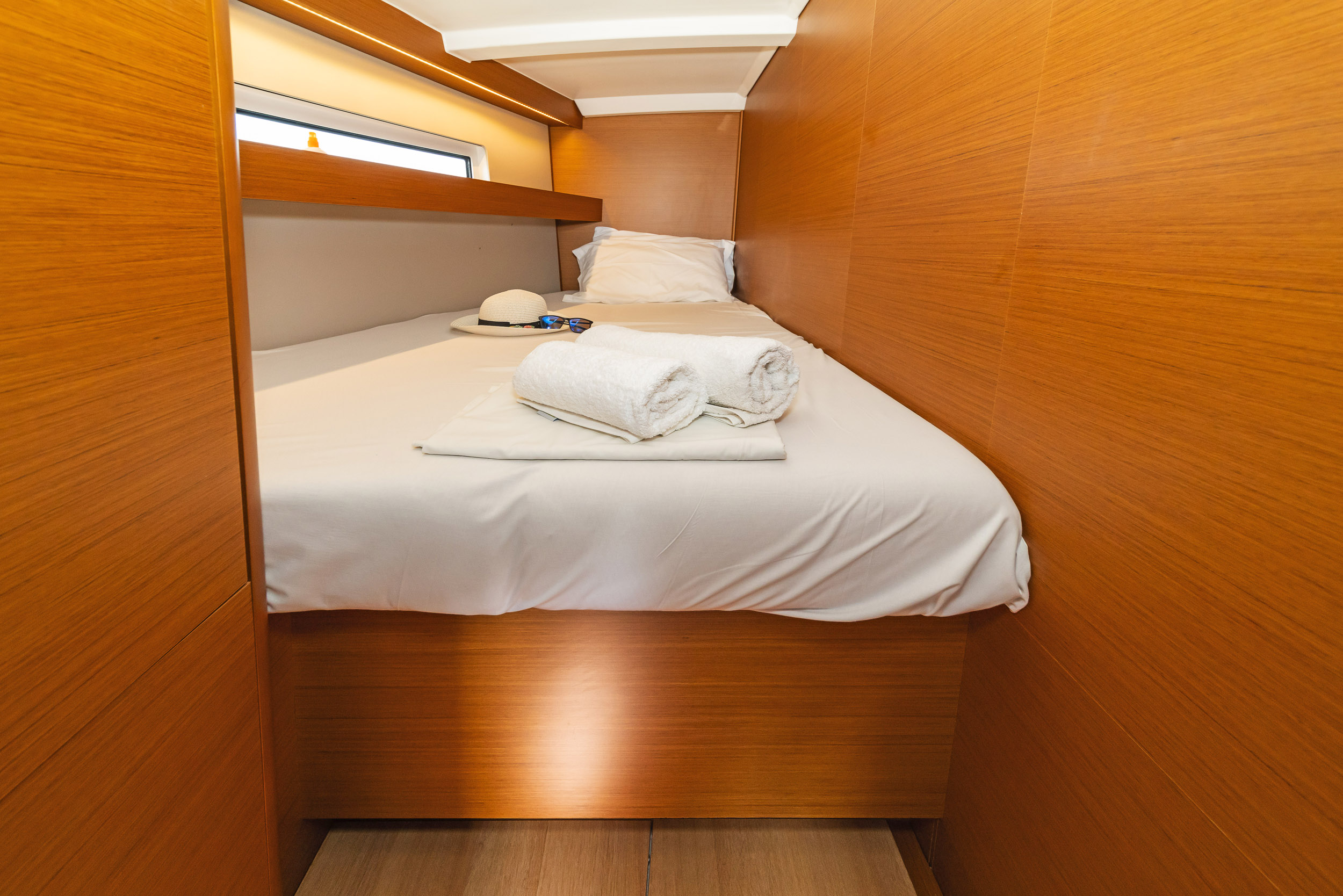 Photo #8 - Sun Odyssey 440 (Navillera) in Volos - 39254