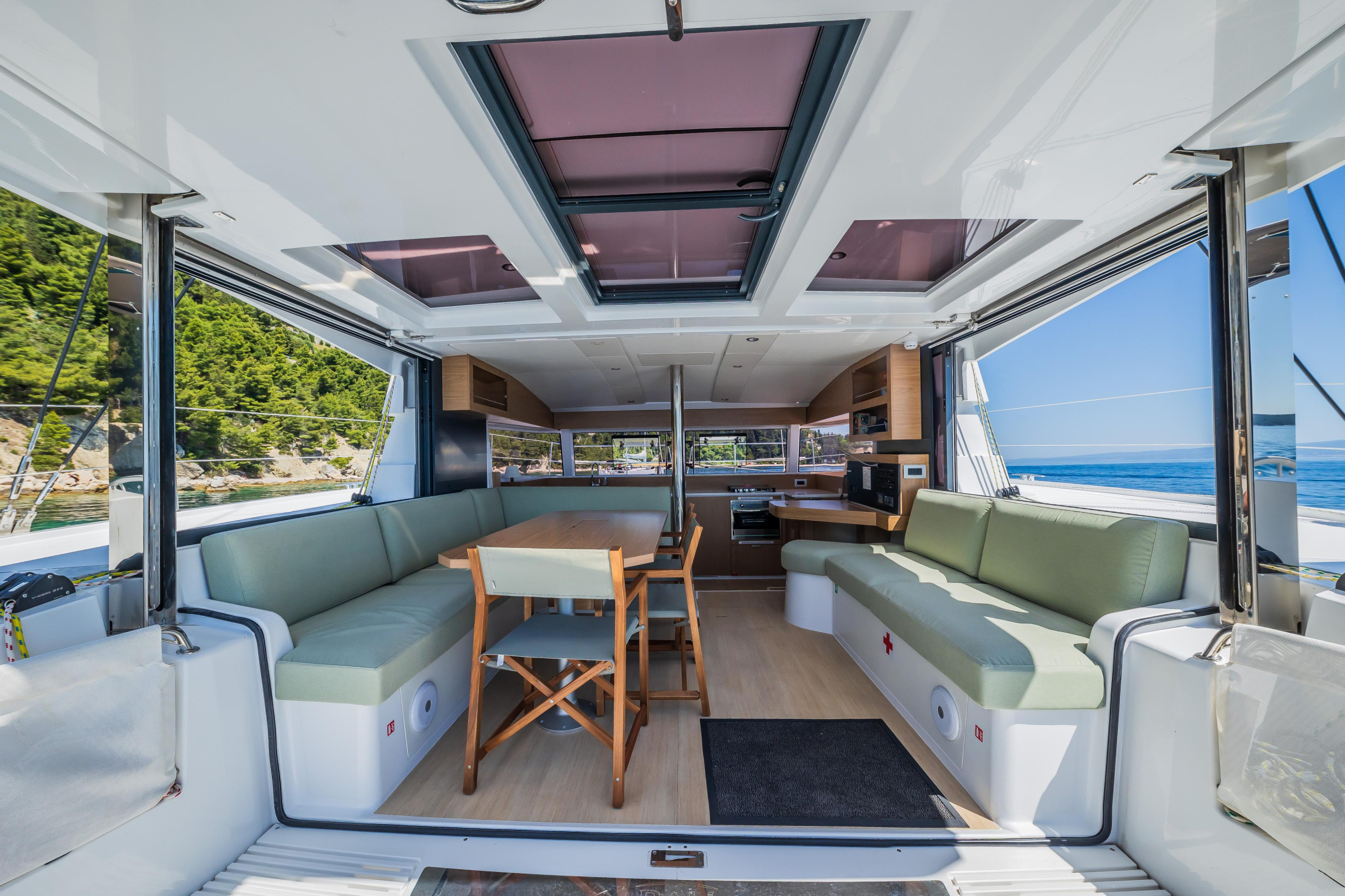 Photo #7 - Bali Catsmart - 4 cab. (Enfant Terrible) in Dubrovnik - 39256