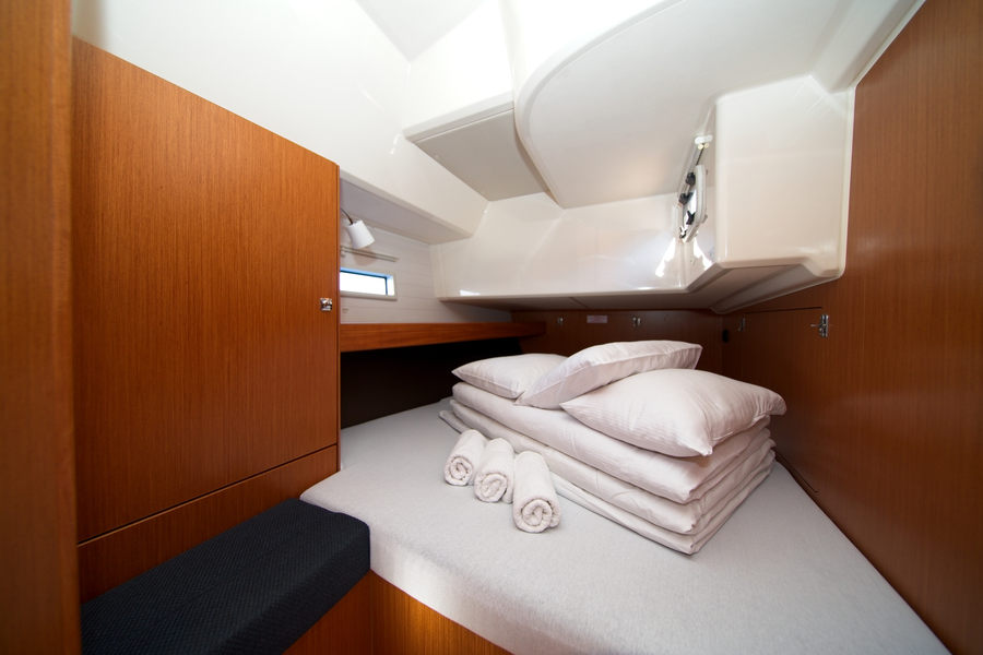 Photo #11 - Bavaria Cruiser 46 - 4 cab. (MH 77) in Murter - 39268