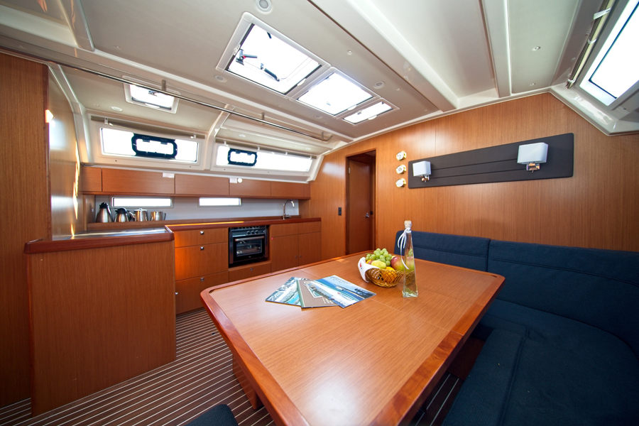 Photo #5 - Bavaria Cruiser 46 - 4 cab. (MH 81) in Murter - 39272