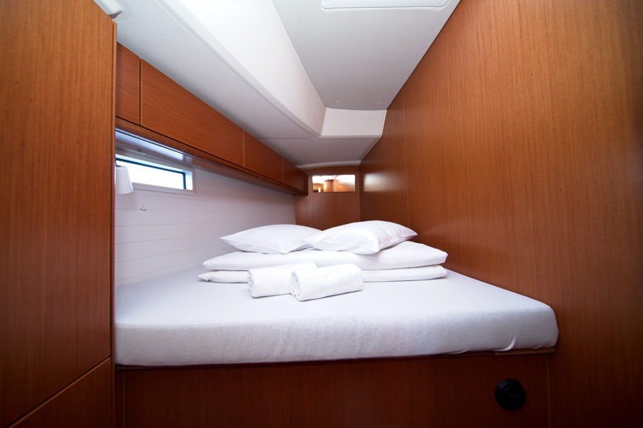 Photo #7 - Bavaria Cruiser 46 - 4 cab. (MH 81) in Murter - 39272