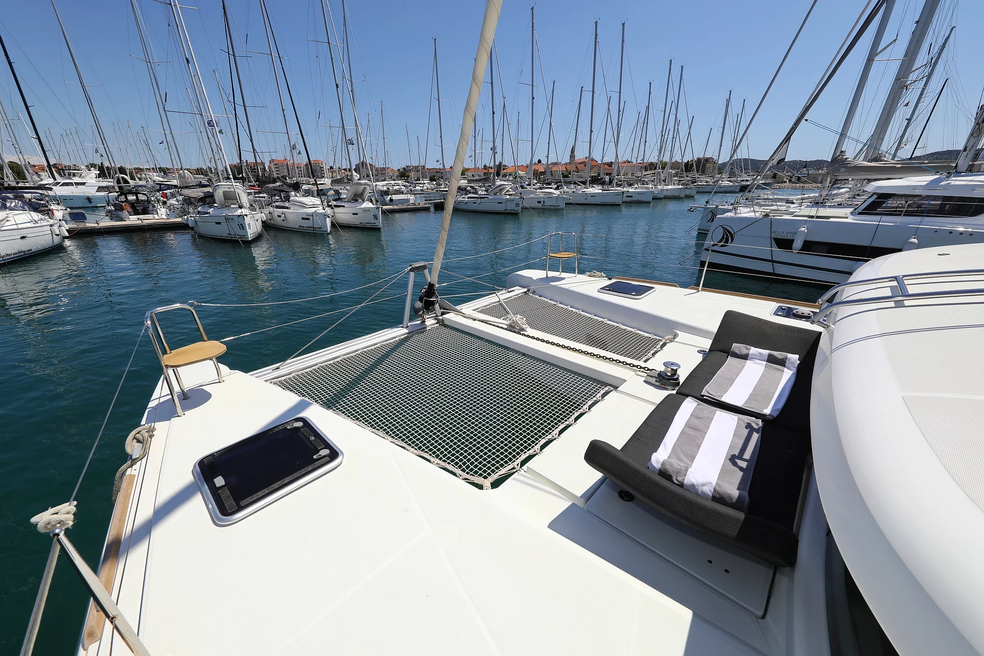 Lagoon 40 - 4 + 2 cab (Tortilla Flat)  - 8