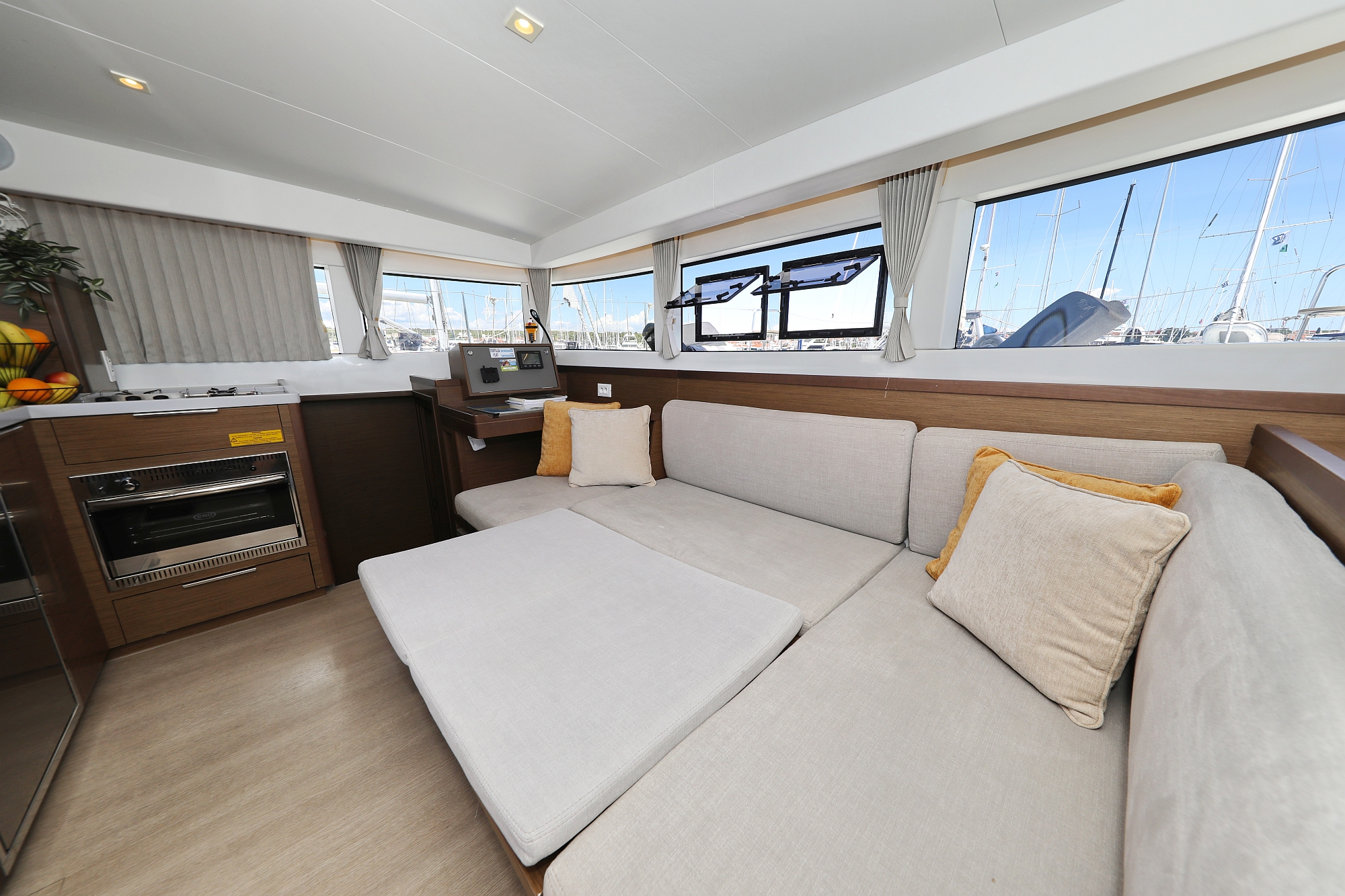 Photo #13 - Lagoon 40 - 4 + 2 cab (Tortilla Flat) in Biograd - 39279