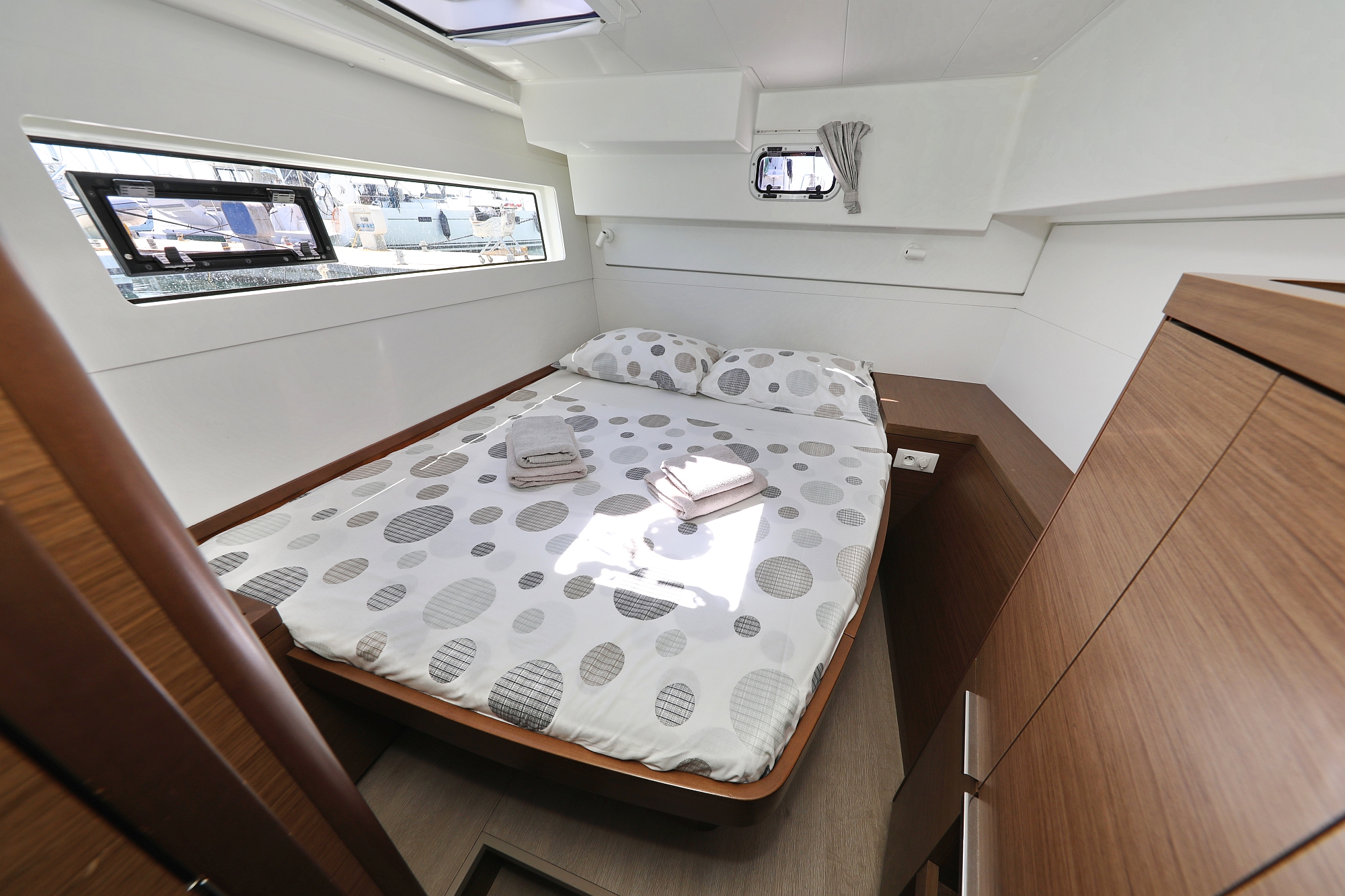 Photo #22 - Lagoon 40 - 4 + 2 cab (Tortilla Flat) in Biograd - 39279