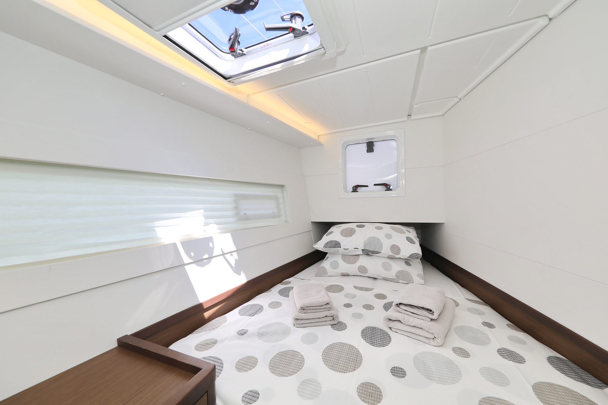 Photo #23 - Lagoon 40 - 4 + 2 cab (Tortilla Flat) in Biograd - 39279