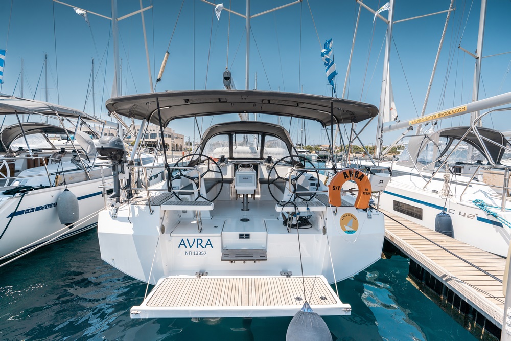 Photo #4 - Bavaria C42 (Avra) in Rhodos - 39300