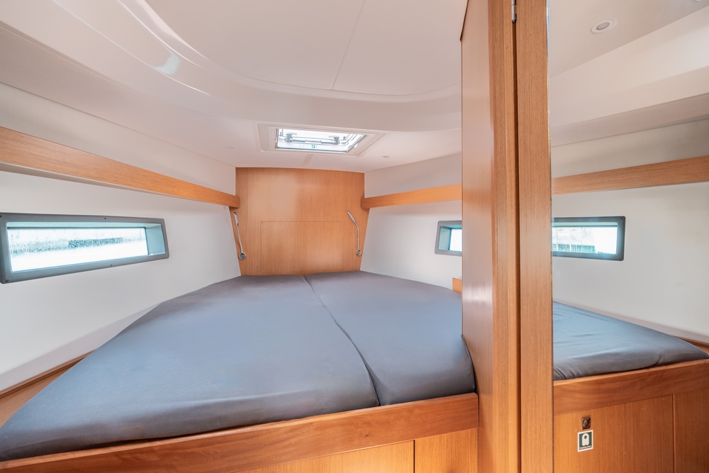 Photo #17 - Bavaria C42 (Avra) in Rhodos - 39300