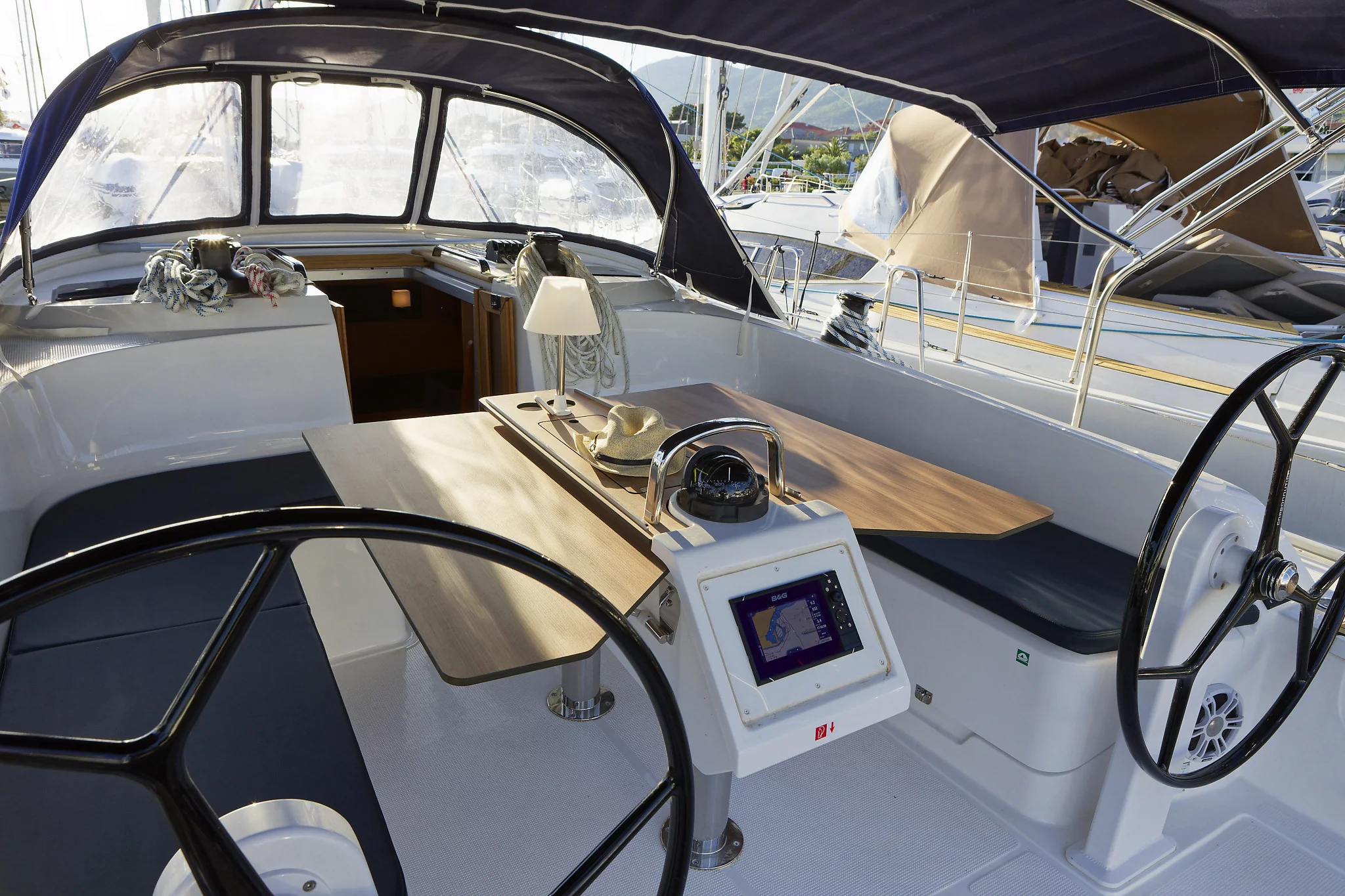 Bavaria Cruiser 46 - 4 cab. (Val)  - 8