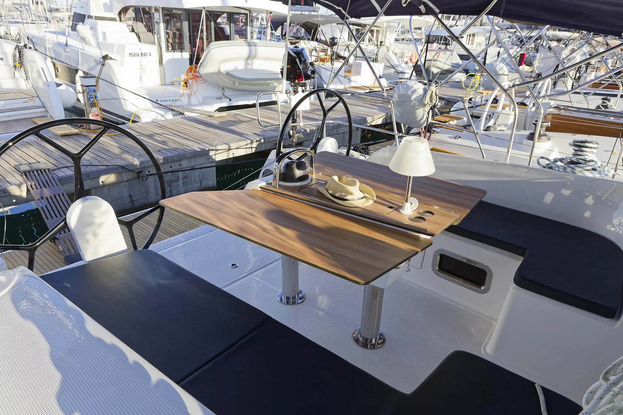 Bavaria Cruiser 46 - 4 cab. (Val)  - 16