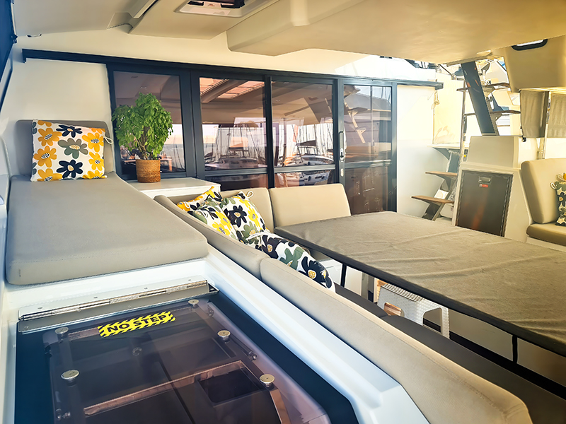 Photo #6 - Fountaine Pajot Aura 51 - 6 + 1 cab (Breezer) in Mykonos - 39313