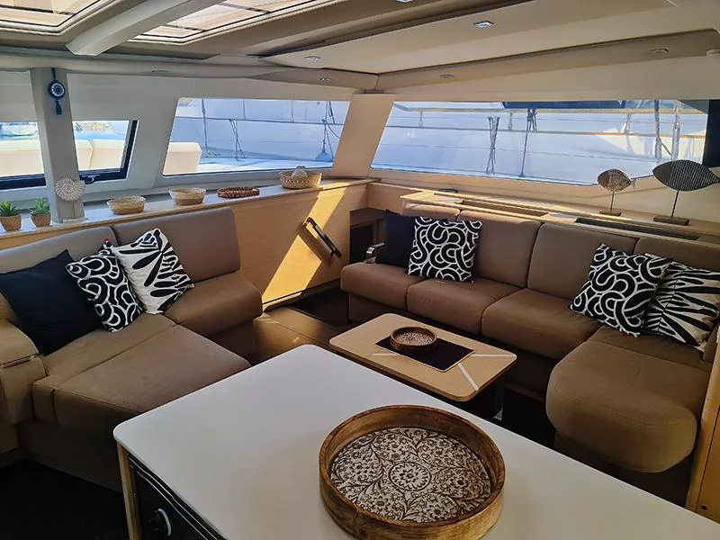 Fountaine Pajot Aura 51 - 6 + 1 cab (Breezer)  - 9