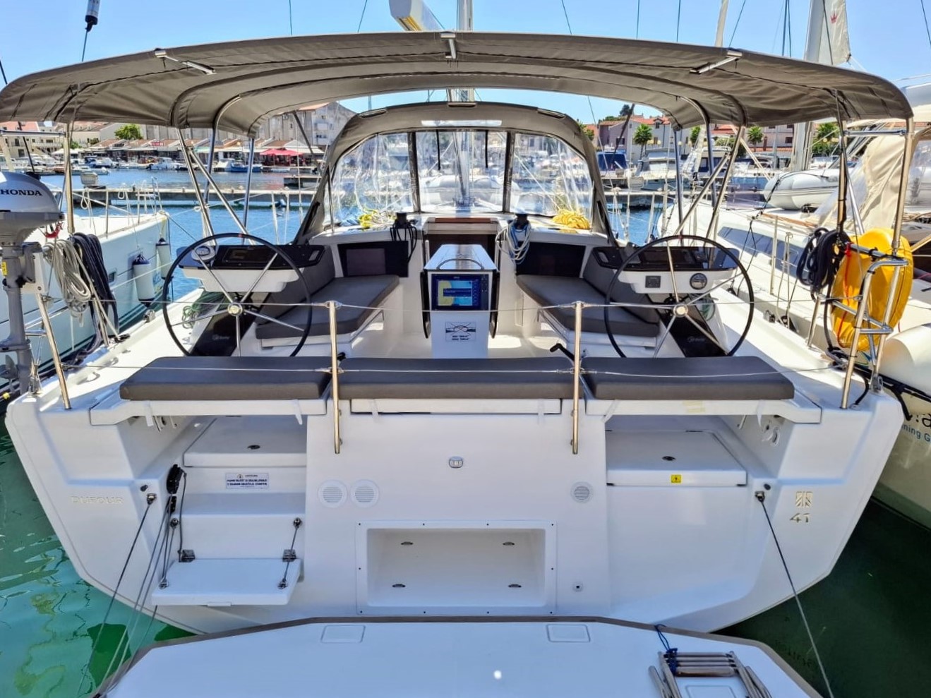 Photo #4 - Dufour 41 - 3 cab. (Kairos) in Trogir - 39338