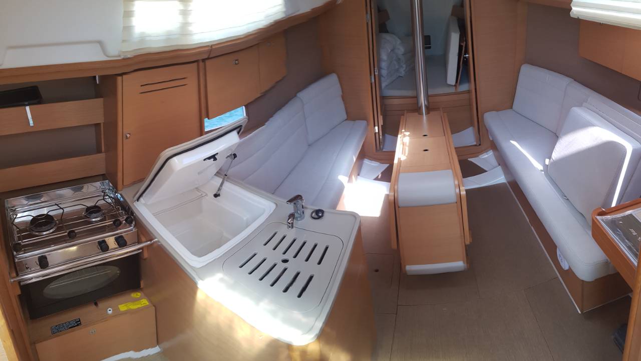 Photo #5 - Dufour 310 GL (Apolonia) in Krk - 39342