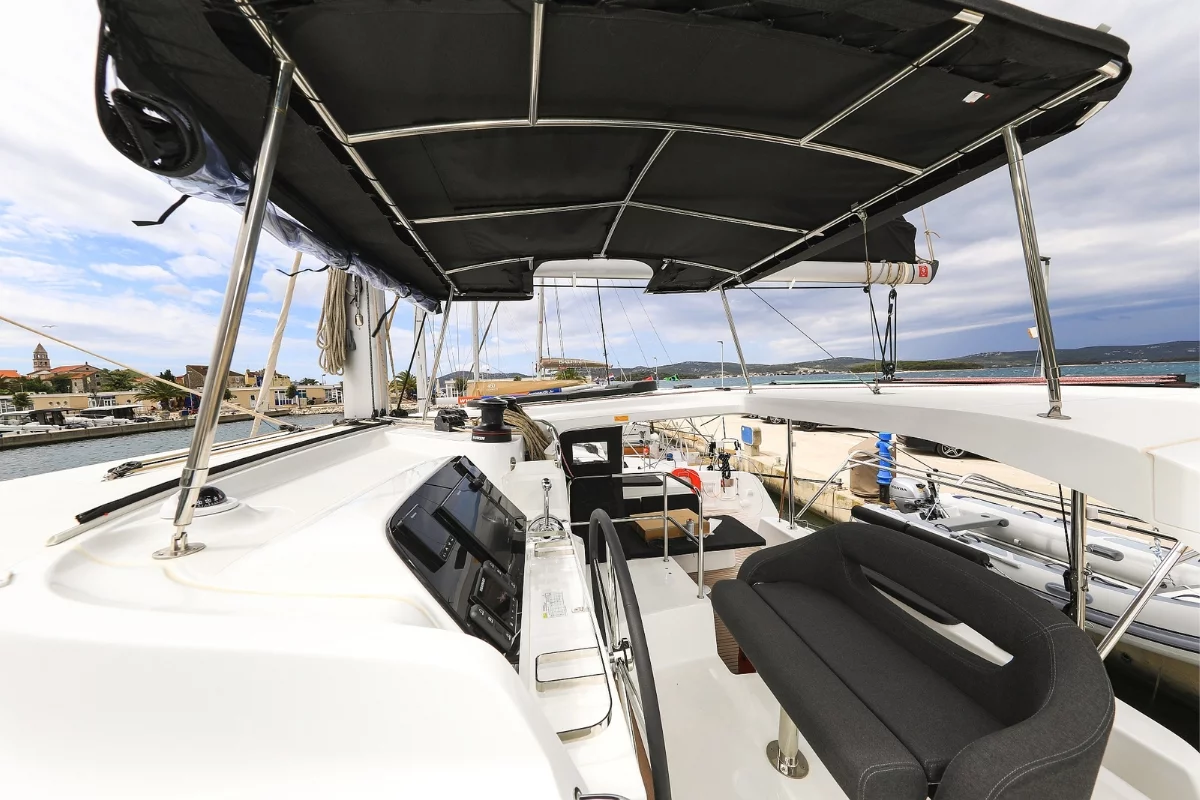 Lagoon 42 - 4 + 2 cab. (Mahi Mahi)  - 7