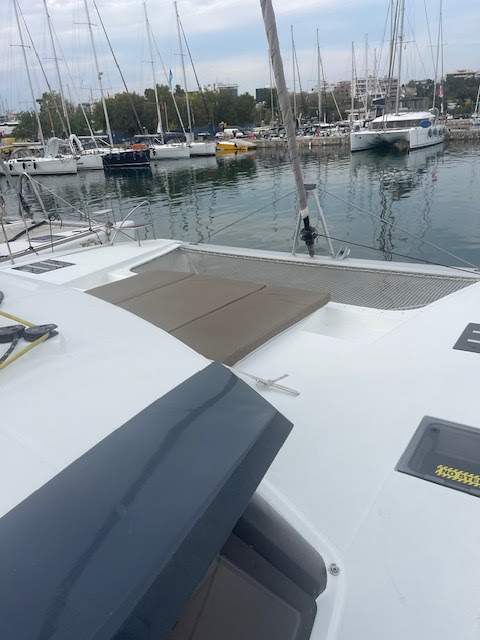Photo #7 - Fountaine Pajot Saona 47 Quintet - 5 + 1 cab. (Red Rose) in Mykonos - 39353