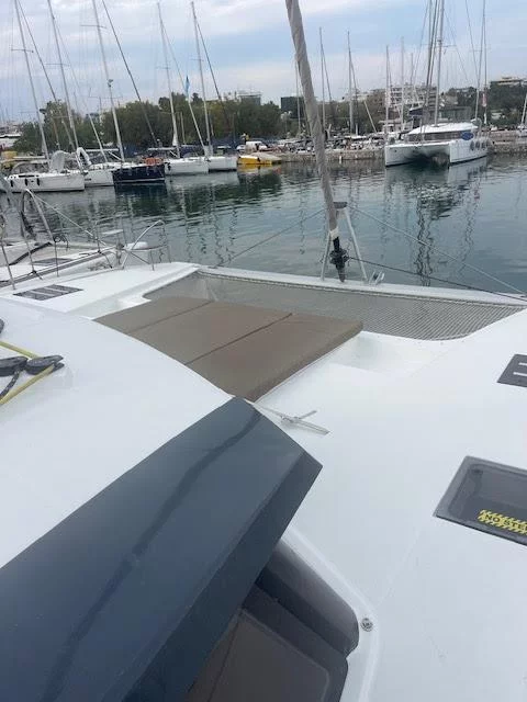 Fountaine Pajot Saona 47 Quintet - 5 + 1 cab. (Red Rose)  - 6