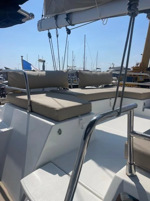 Fountaine Pajot Saona 47 Quintet - 5 + 1 cab. (Red Rose)  - 7
