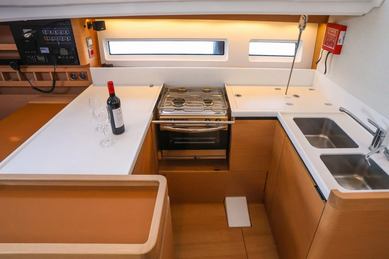 Sun Odyssey 440 - 3 cab. (Dreamcatcher)  - 15
