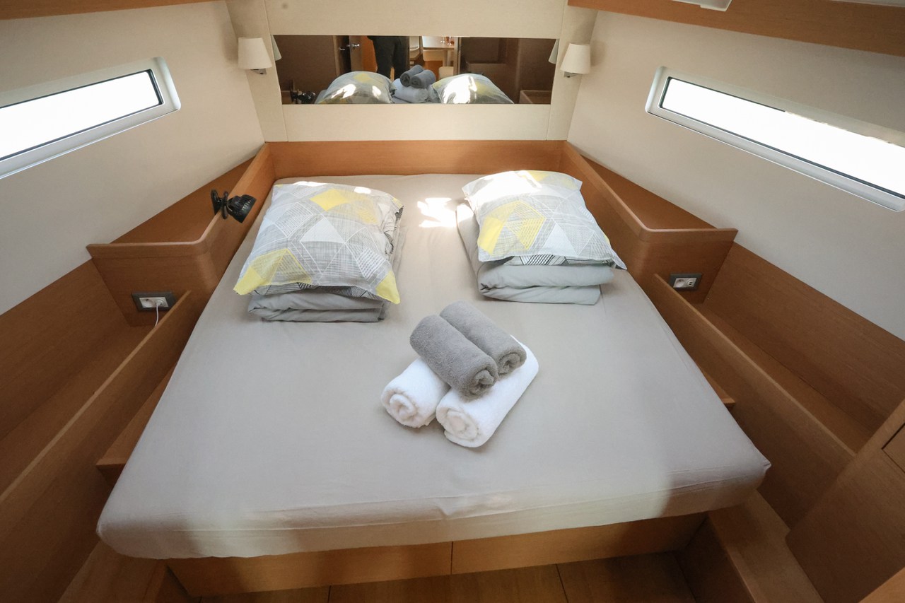 Photo #18 - Sun Odyssey 440 - 3 cab. (Dreamcatcher) in Kastela - 39370