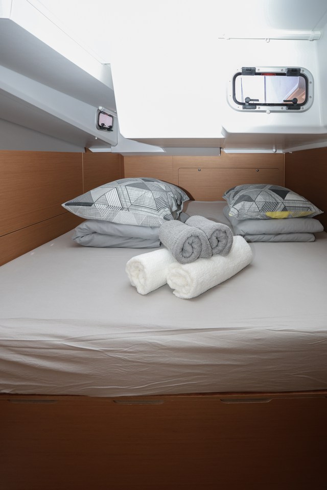 Photo #19 - Sun Odyssey 440 - 3 cab. (Dreamcatcher) in Kastela - 39370