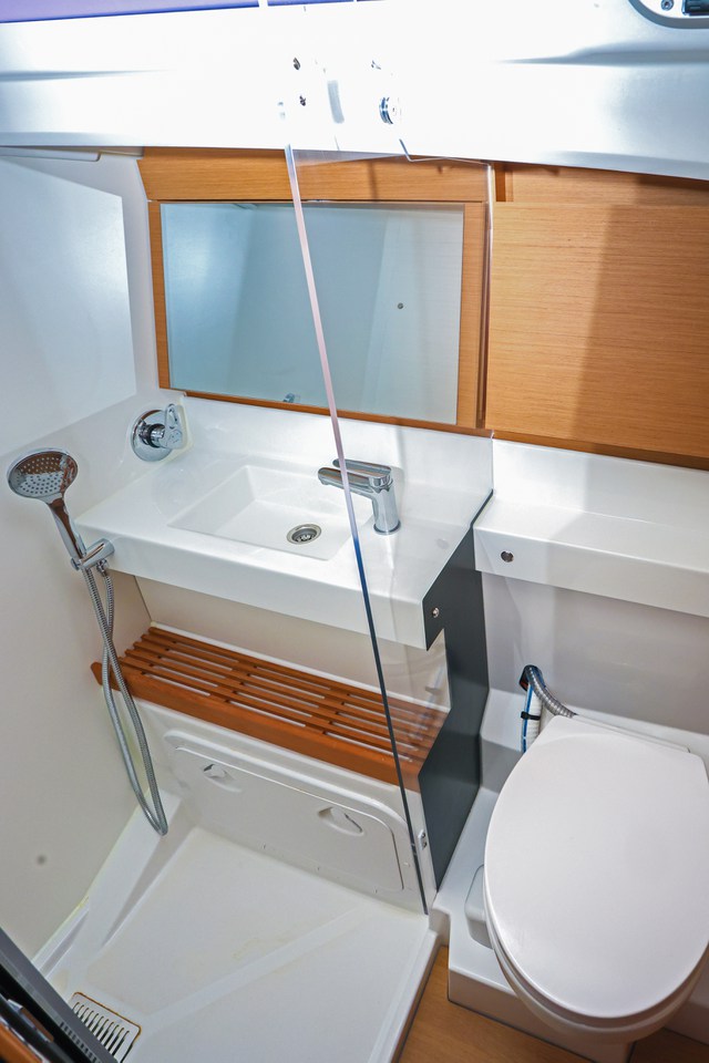 Photo #21 - Sun Odyssey 440 - 3 cab. (Dreamcatcher) in Kastela - 39370