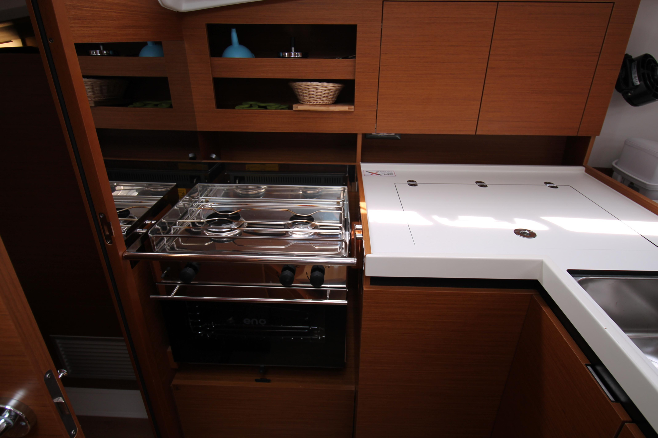 Photo #7 - Sun Odyssey 380 (Aurora) in Biograd - 39371