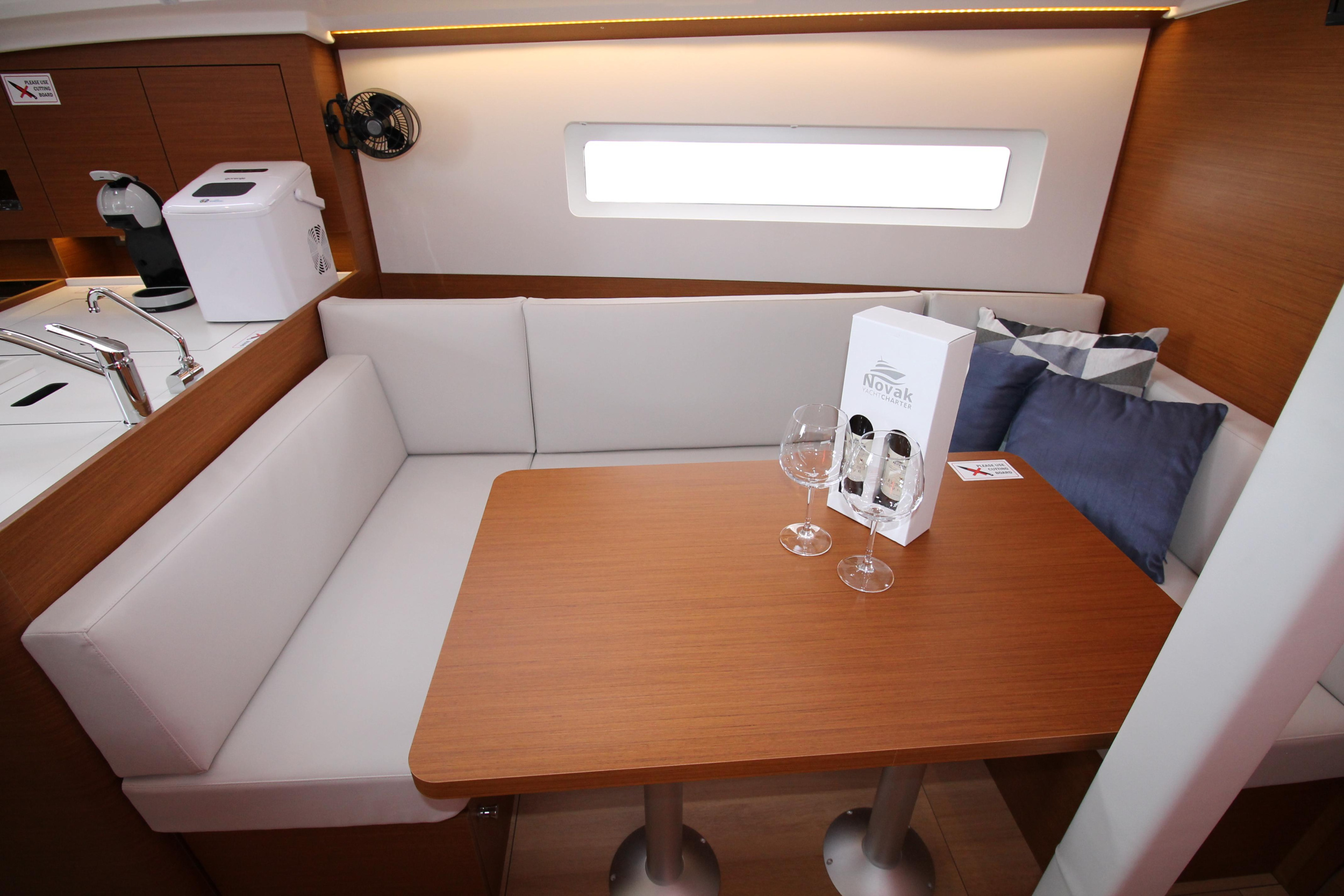Photo #12 - Sun Odyssey 380 (Evita) in Biograd - 39372