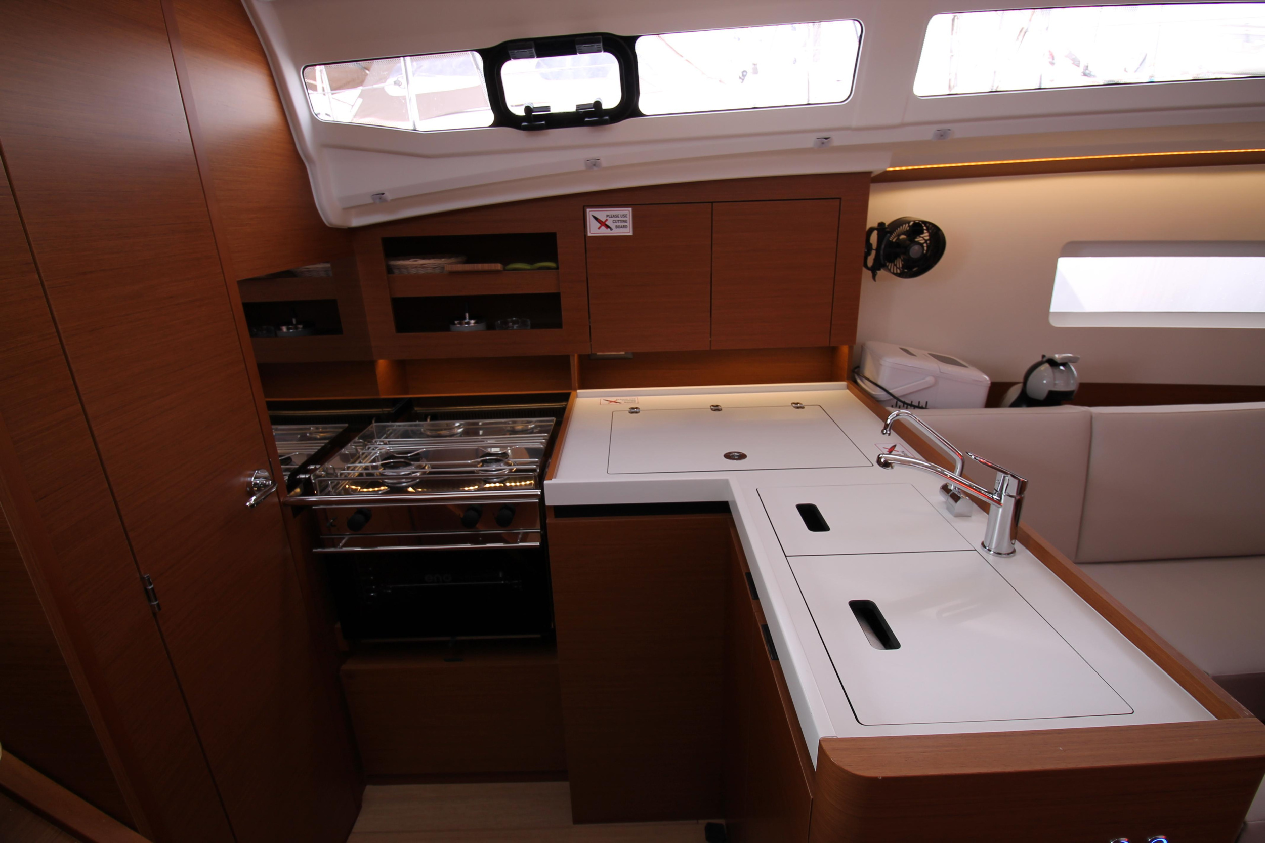 Photo #15 - Sun Odyssey 380 (Evita) in Biograd - 39372