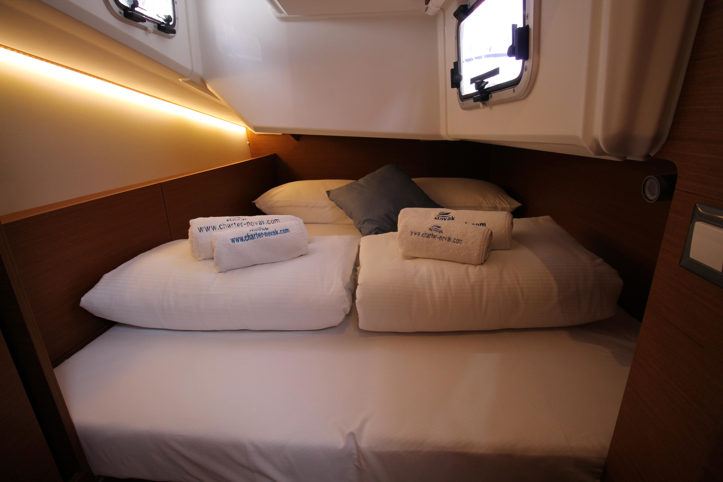 Photo #18 - Sun Odyssey 380 (Evita) in Biograd - 39372