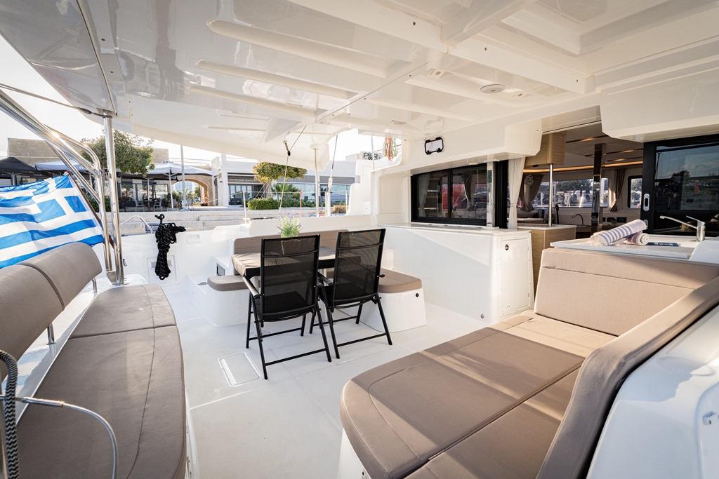 Photo #6 - Lagoon 46 - 4 + 2 cab. (Amalia) en Paros - 39396
