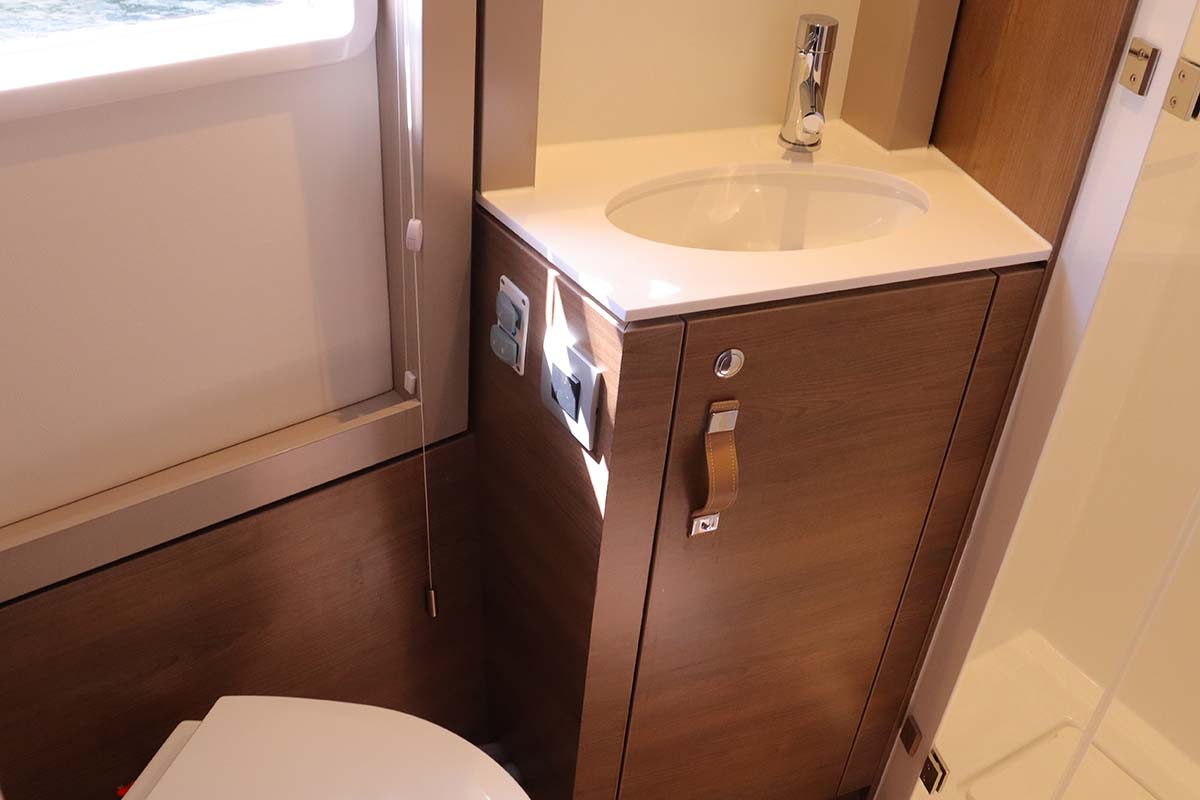Photo #31 - Bali 4.4 - 4 + 1 cab. (Stellar) in Nanny Cay - 39409