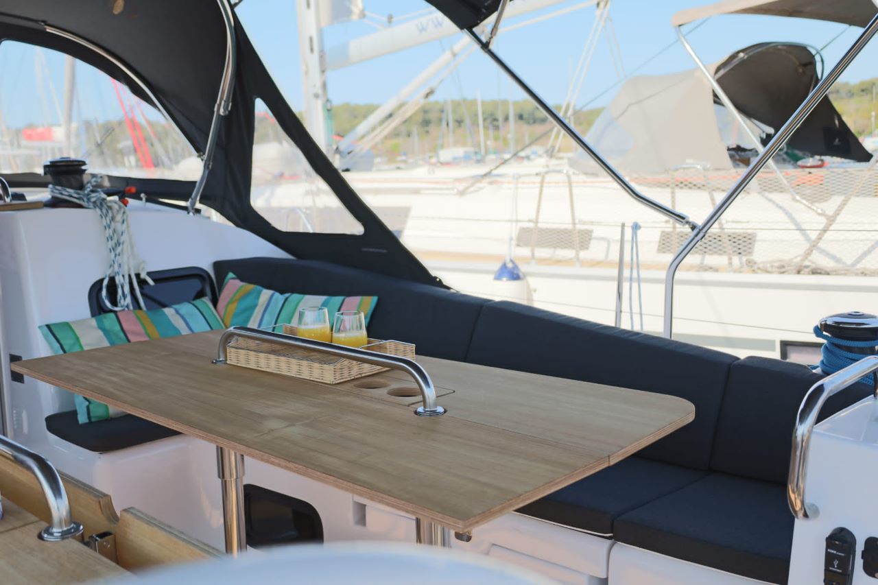 Photo #8 - Elan Impression 45.1 - 3 cab. (Oxygen) in Trogir - 39412