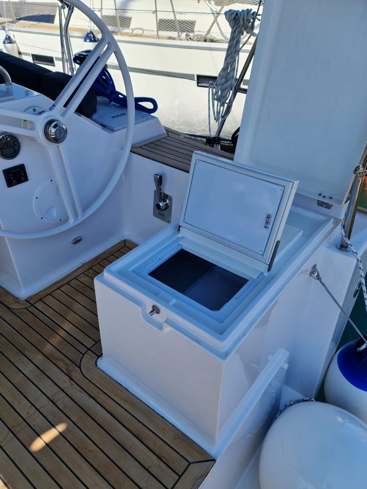 Photo #9 - Elan Impression 45.1 - 3 cab. (Oxygen) in Trogir - 39412