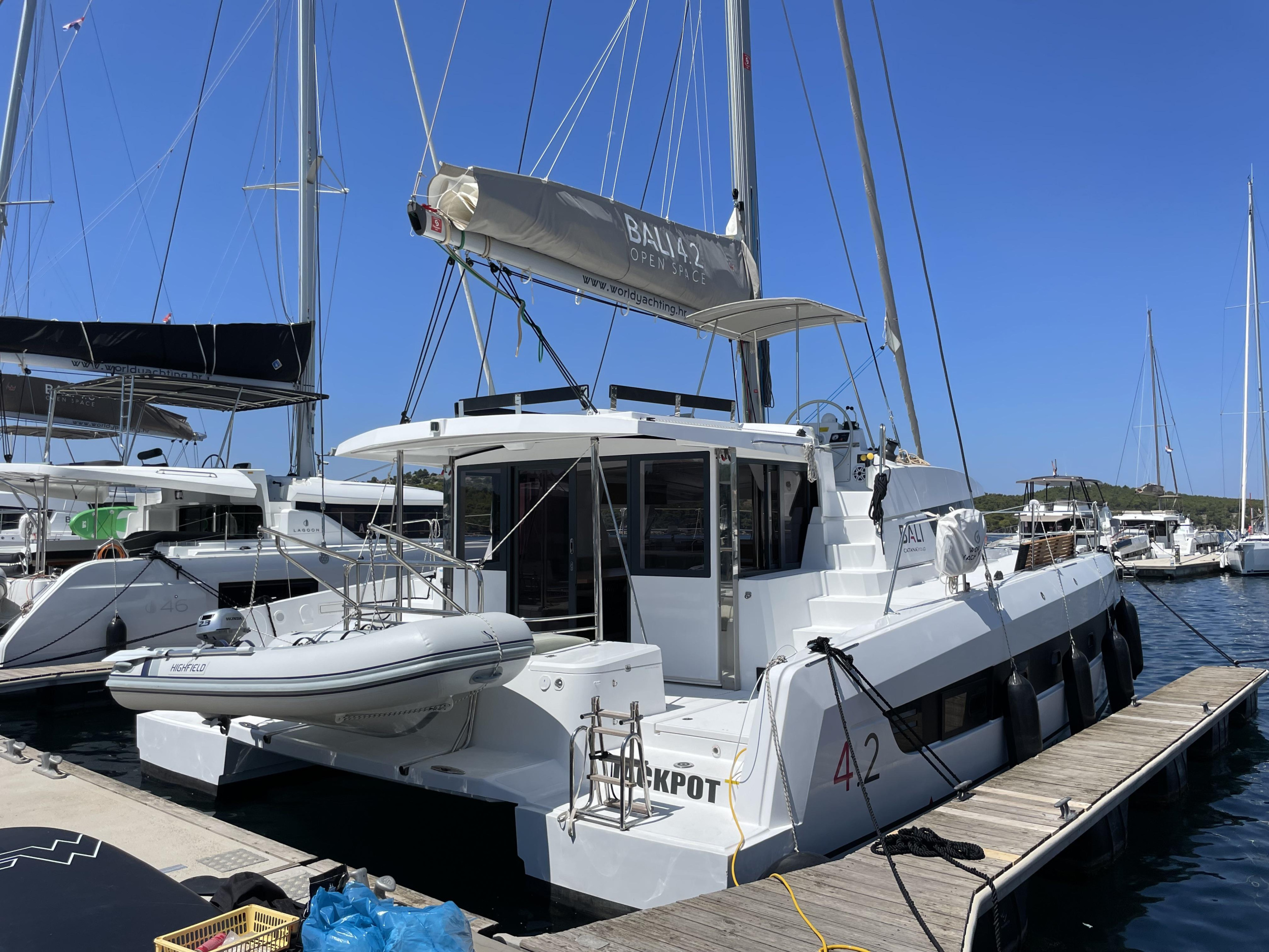 Photo #4 - Bali 4.2 - 4 + 2 cab. (Jackpot) in Sibenik - 39415