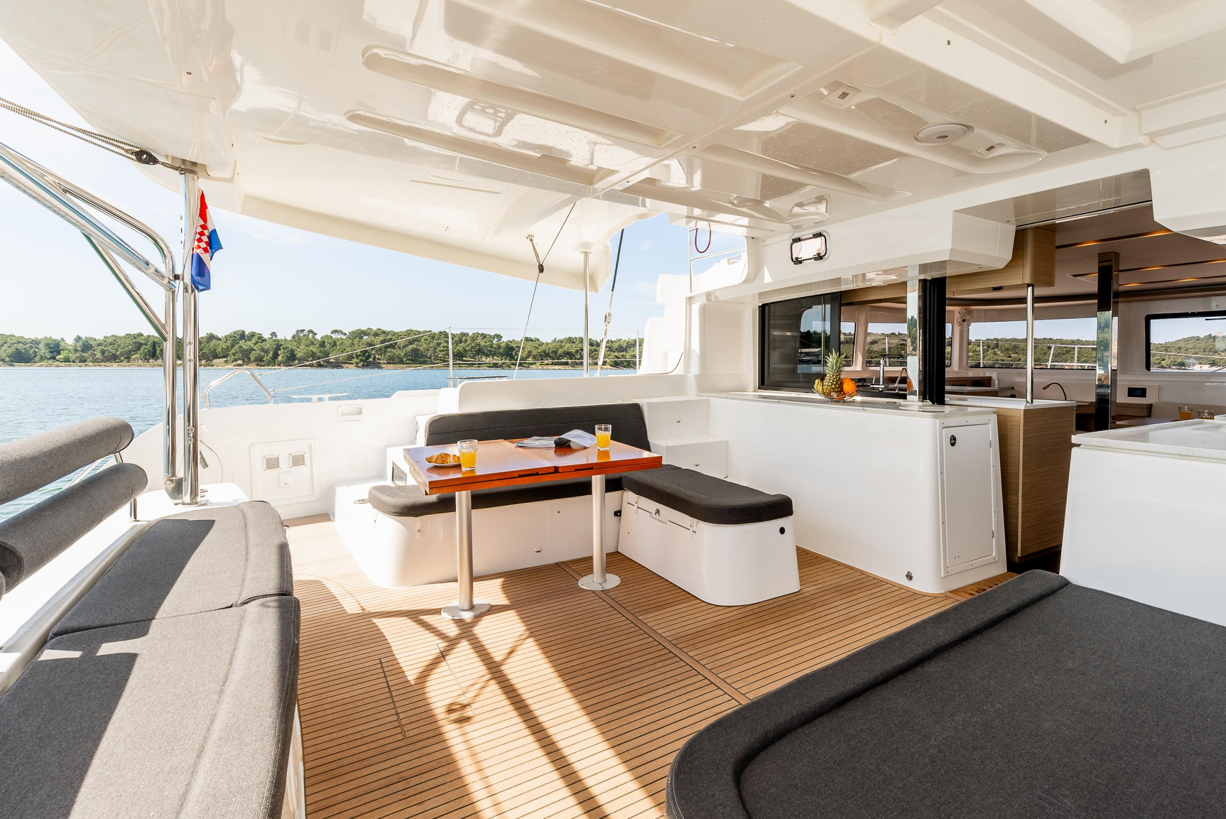 Photo #10 - Lagoon 46 - 4 + 2 cab. (Poseidon) en Sibenik - 39416
