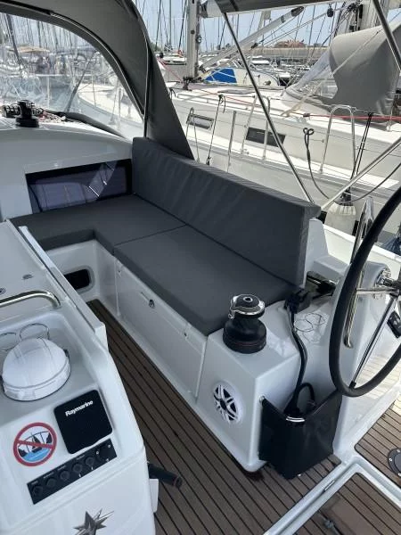 Sun Odyssey 440 (Taurus)  - 5