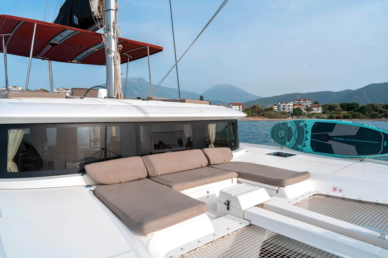 Lagoon 46 - 4 + 1 cab. (Hydra)  - 8
