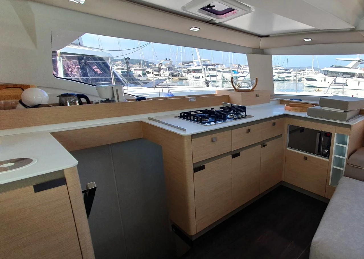 Fountaine Pajot Elba 45 - 5 cab. (Adria Blue)  - 11