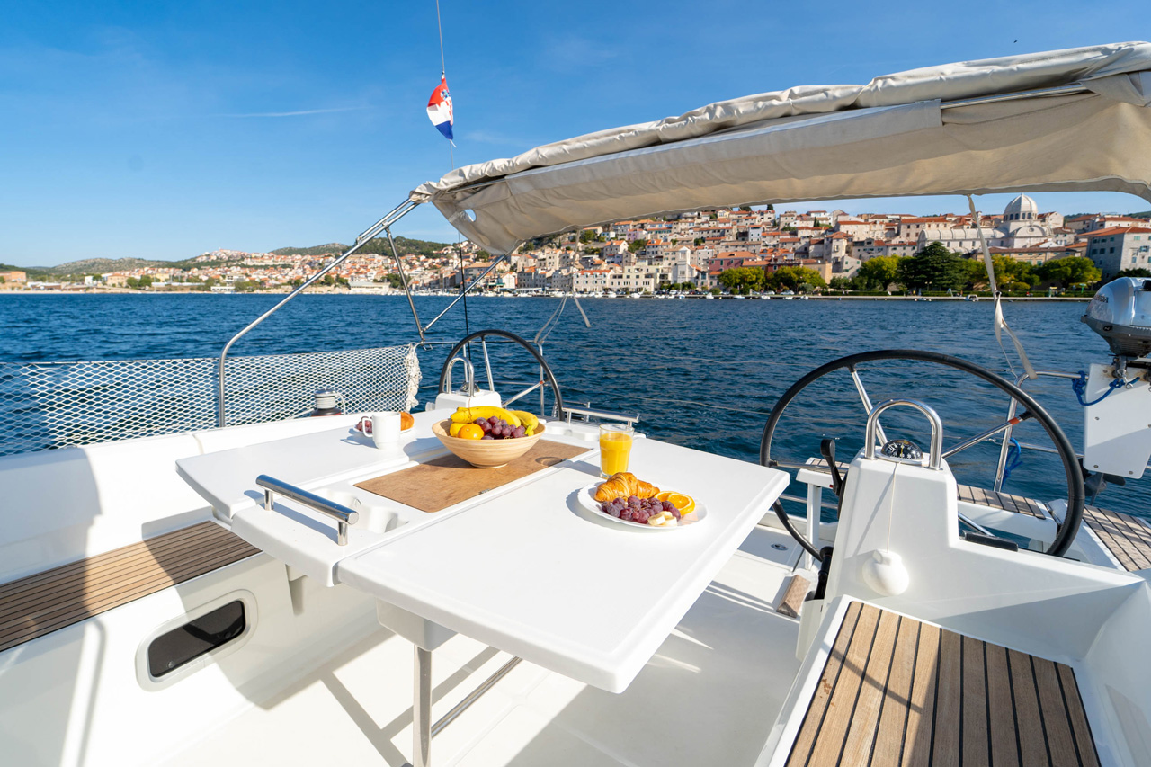 Photo #8 - Oceanis 38 - 3 cab. (Aphrodite) en Sibenik - 39449