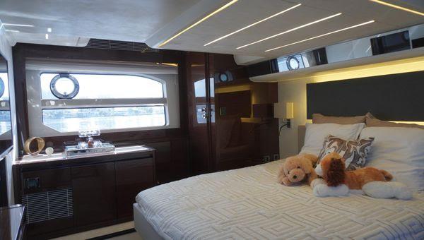 Photo #14 - Prestige 590 Flybridge - 3 + 1 cab. (La Dolce Vita II) in St. Petersburg - 39452