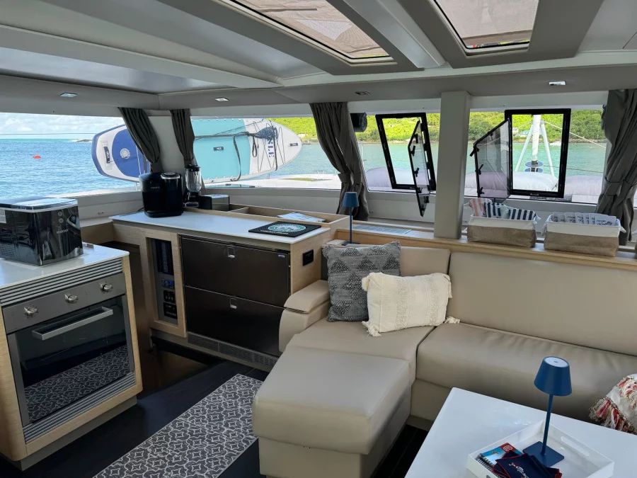Fountaine Pajot Tanna 47 - 5 cab. (Feeling Knotty)  - 14