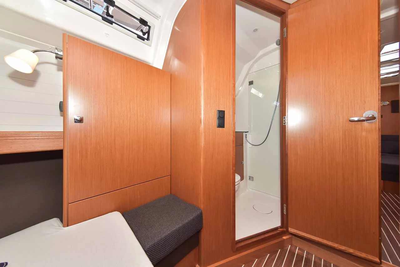 Bavaria Cruiser 51 (Donna I)  - 16
