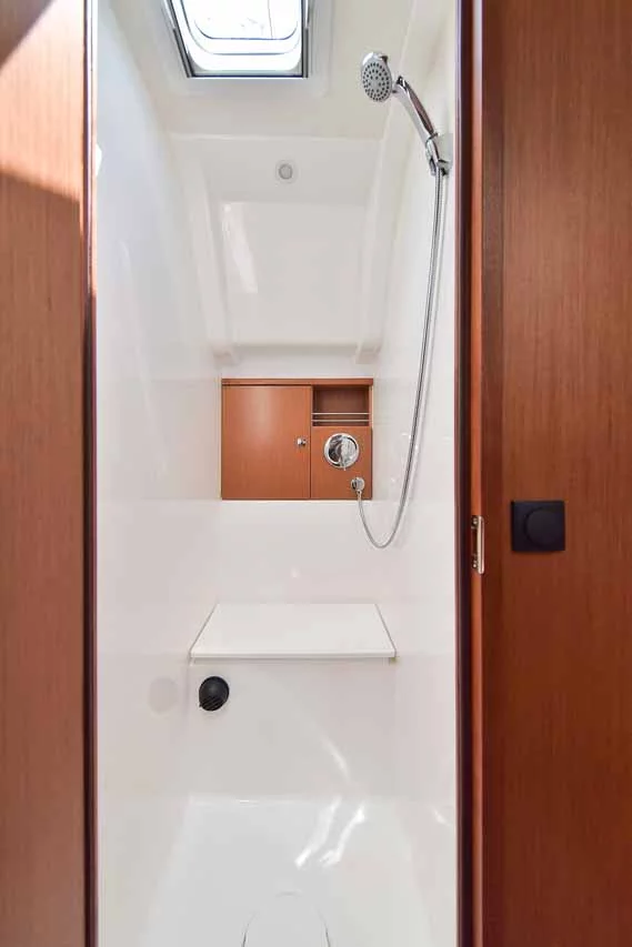 Bavaria Cruiser 51 (Donna I)  - 21