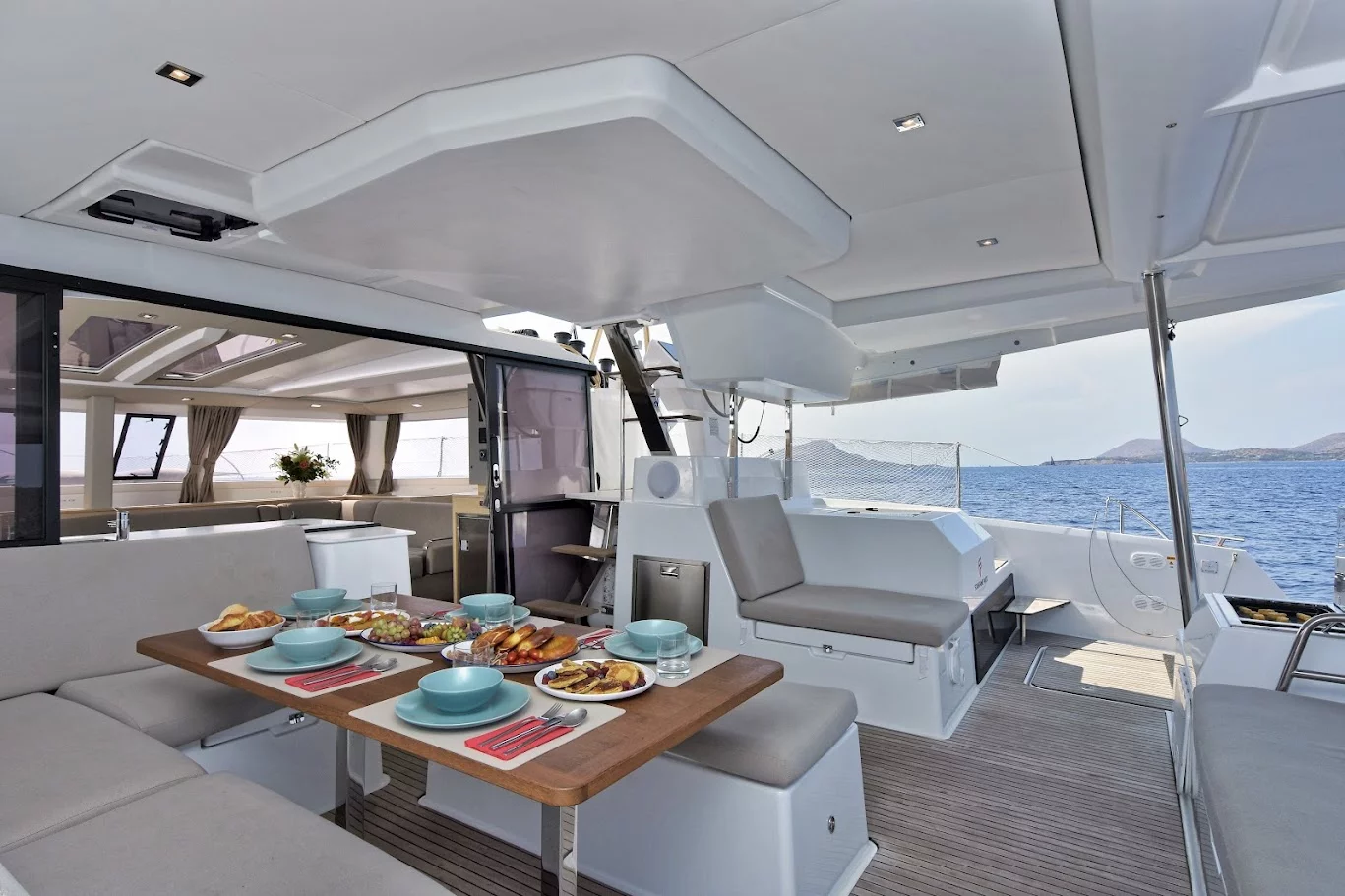 Fountaine Pajot Tanna 47 - 5 + 1 cab. (Helidoni)  - 9